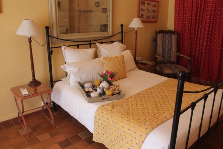 Auberge Des Glycines Поркероль Экстерьер фото